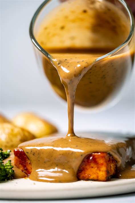 Vegan Peppercorn Sauce - Loving It Vegan