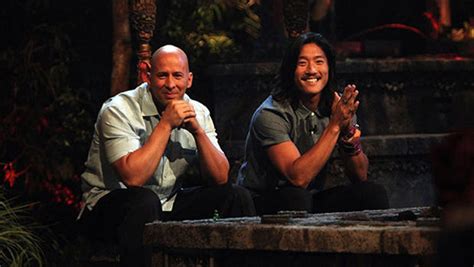 "Survivor: Cagayan" crowns Tony Vlachos winner - CBS News