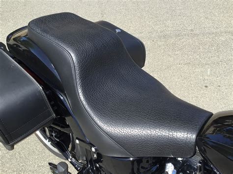 2018+ Breakout Custom Seats