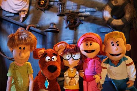 Scooby Doo Puppets ~ This is creepy dialed up to 11... | Puppetry, Hand ...