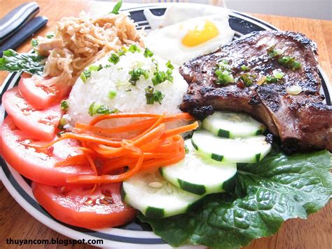 Blog of Salt: Com Tam Suon Bi Trung - Broken Rice w/ Pork Chops, Shredded Pork, and Egg