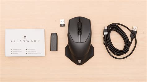 Alienware Wired/Wireless Gaming Mouse AW610M Unboxing 4K - YouTube