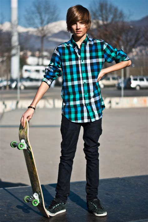 Skaterboy by AndreyAk on DeviantArt