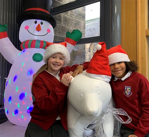 Leeds School Children Come Bearing Christmas Cheer for Charity ⋆ Leeds Star