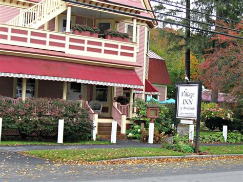 Hungry Couple: The Village Inn of Woodstock