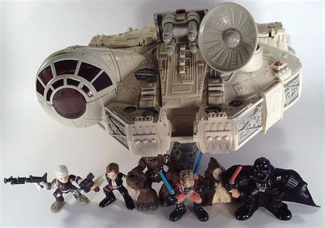 STAR WARS Galactic Heroes Millennium Falcon Adventure playset 6 figure ...