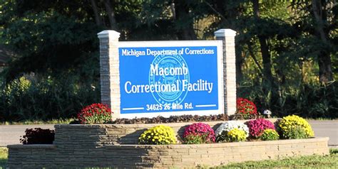 State police investigate stabbing of prisoner in Macomb Correctional ...