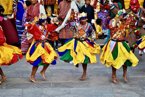 Monasteries, monks & meditation in Bhutan | Cookson Adventures