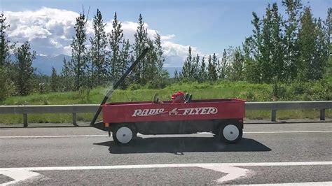 Video - Big Red Wagon in Wasilla - Viral Viral Videos