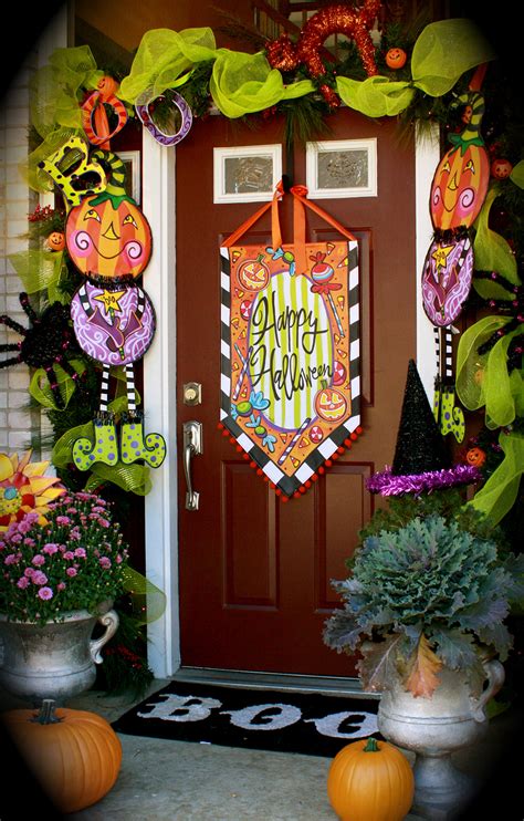 50 Best Halloween Door Decorations for 2017