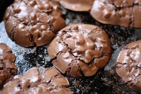 Chocolate Volcano Cookies (Gluten Free) | Gluten free cookies, Chocolate volcano, Cookies