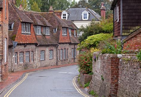 A Walk Through Sussex, England’s Wine Country – Travelhoppers