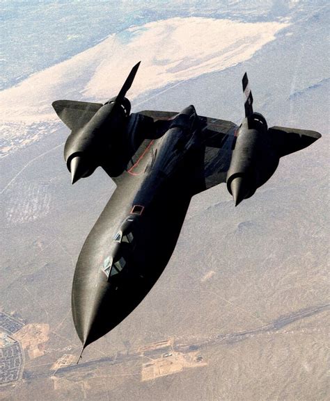 SR-71 Blackbird | Sr 71 blackbird, Sr 71, Lockheed sr-71 blackbird