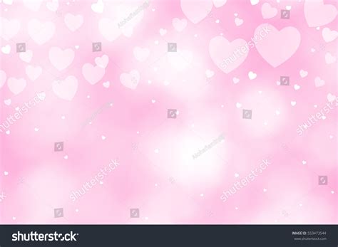 Hermoso corazón tiñe el fondo rosa Foto de stock 553473544 | Shutterstock