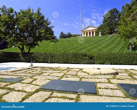 JFK Memorial editorial photography. Image of washington - 17269412