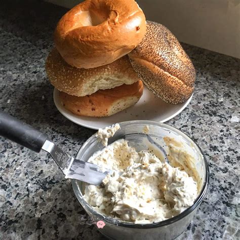 Everything Bagel Cream Cheese Spread