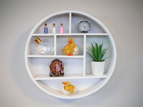 Chic Wall Shelf Decor at Susan Owens blog