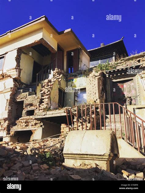 Earthquake damage, Kathmandu, Nepal Stock Photo - Alamy