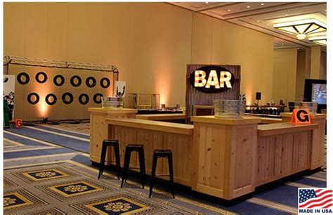 Knotty Pine Bar, Square | Ampa Events