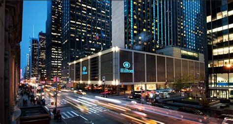 New York’s Biggest Hotel Hilton Midtown Gets Rid of Room Service