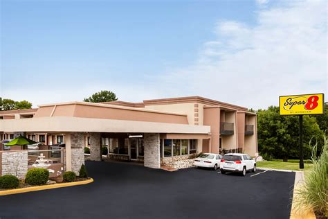 Super 8 by Wyndham Lawrence KU | Lawrence, KS Hotels