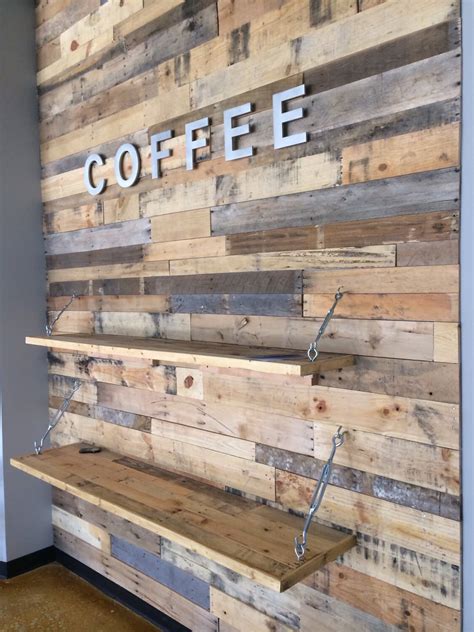 Wood Pallet Accent Wall | Pallet Furniture DIY