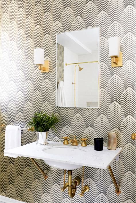 30 Gorgeous Wallpapered Bathrooms