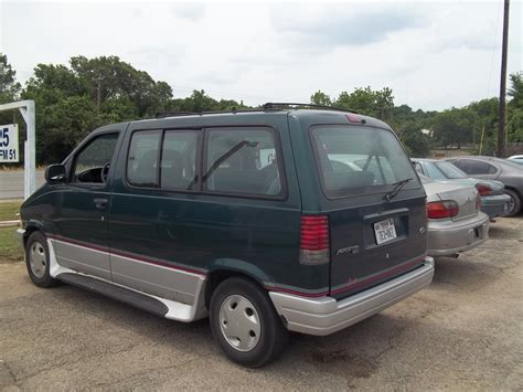 1997 Ford Aerostar - Information and photos - MOMENTcar