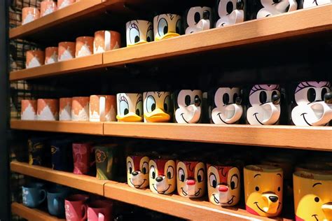 6 Niche Gift Shops in Tokyo Disneyland That Sells Surprising Souvenirs | itasmallworld.fun