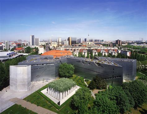 Jewish Museum Berlin - Libeskind