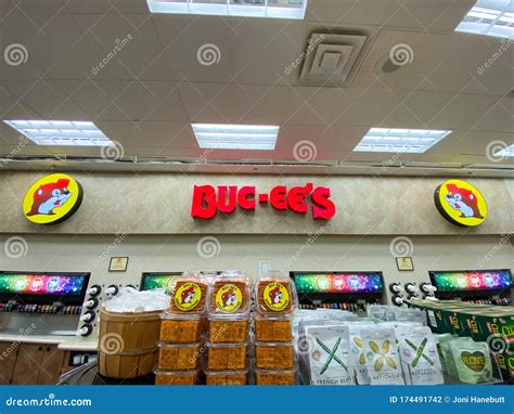 A Soda Fountain at a Buc Ees Editorial Photography - Image of houston ...