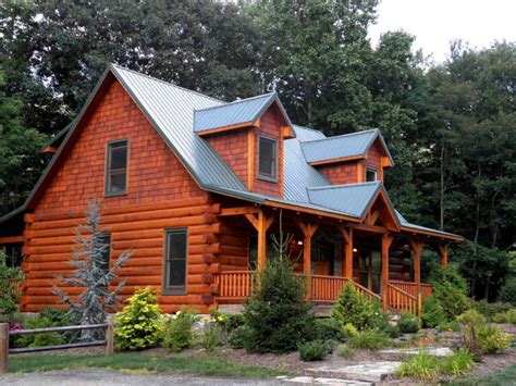 Log Cabin on Creek with detached Studio/Guesthouse in West Jefferson NC