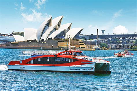 Sydney hop-on hop-off harbour cruise : sydney.com.au