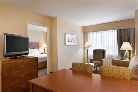 Embassy Suites by Hilton Boston at Logan Airport, Boston, MA Jobs | Hospitality Online