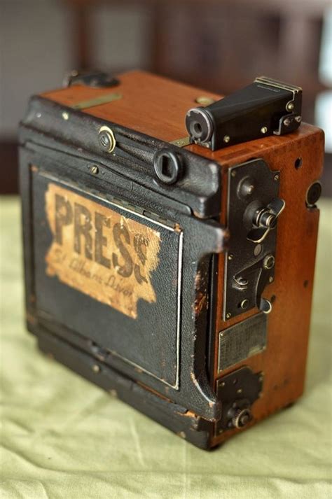 313 best images about Old Cameras/all kinds of different cameras on Pinterest | 120 film, Nikon ...