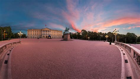 The Royal Palace in Oslo / 500px | Royal palace, Palace, Oslo