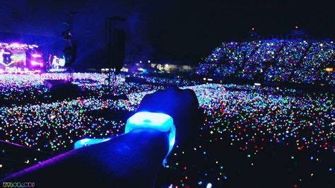 Coldplay on tour, everyone is part of the show with the brightest LED wristbands yet! | Concert ...