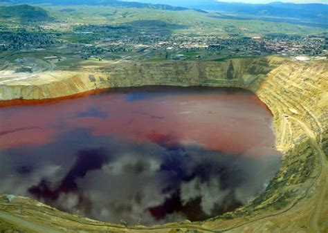 Berkeley Pit in Butte, Montana, is a Lake of Toxic Waste With Possible Anti-Cancer Properties