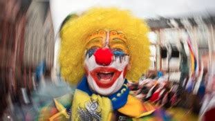 Police start 'high visibility patrols' in wake of 'Killer Clown' pranks | Tyne Tees - ITV News