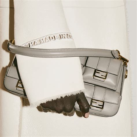 FENDI's Fall/Winter 2023 Collection Explores the Art of Deconstruction ...