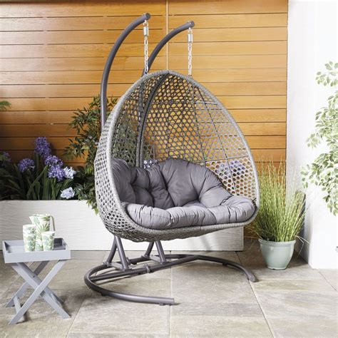 Outdoor Double Egg Hanging Chair at Myrtle Dwyer blog