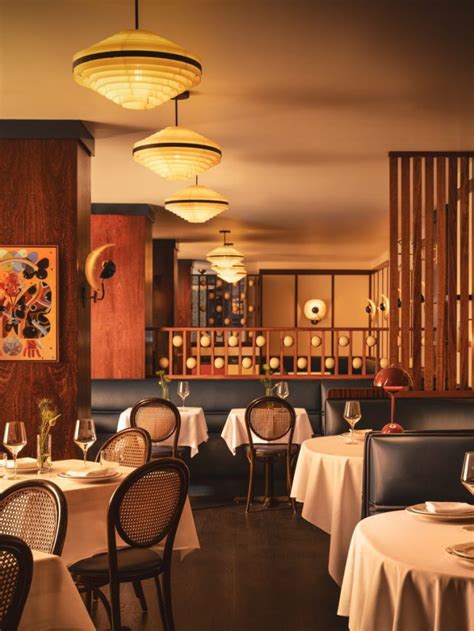 Cecchi’s transports diners to a bygone era of New York dining - The Spaces