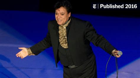 Juan Gabriel, a Pop Music ‘Icon’ in Mexico, Dies at 66 - The New York Times