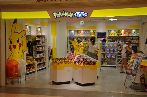 Pokemon store, Pokemon, Window design