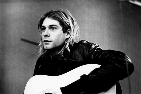 Cobain's Famous Guitar! - Canyon News