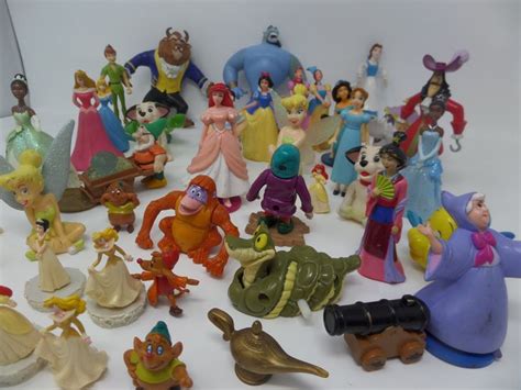 Disney Characters Set toy Vintage Figurines 1980's 45 | Etsy | Disney character toys, Disney ...