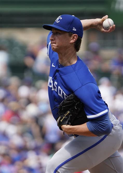 Cubs top Royals behind Cody Bellinger’s 2 HRs | Reuters