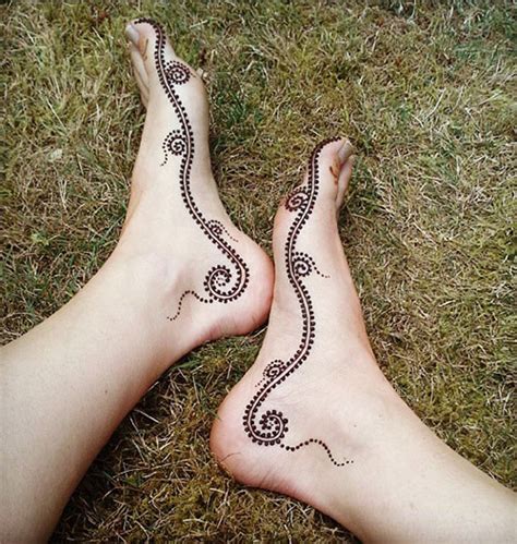 Top 50 Foot Henna Designs | StayGlam