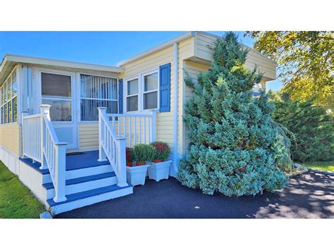 703 Fresh Pond Ave #50, Calverton, NY 11933 | Trulia