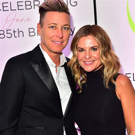 Glennon Doyle Trolling Wife Abby Wambach Deserves Its Own World Cup Trophy